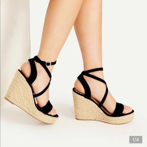 🌻 SHEIN Black Espadrille Wedges